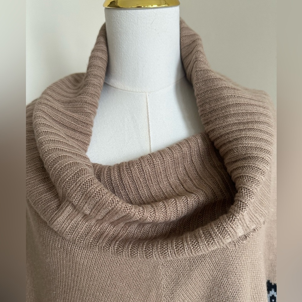 Sweater Poncho- One Size - Picture 2 of 7